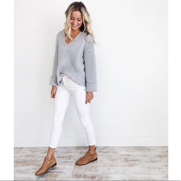 Casual Essentials • white skinny jeggings pants - Picture 5 of 5